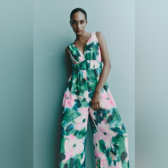 Zara Green & Pink Watercolor Floral Print Wide Leg Jumpsuit Size XS - Picture 9 of 9